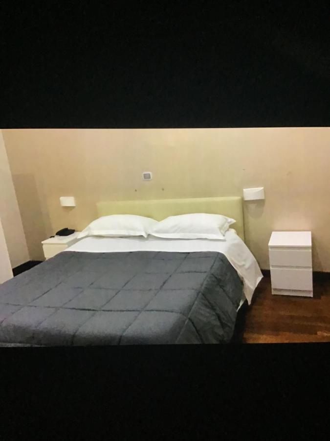 نابولي Ania Hotels المظهر الخارجي الصورة