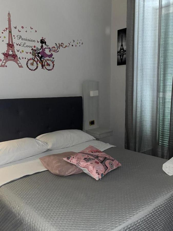 نابولي Ania Hotels المظهر الخارجي الصورة